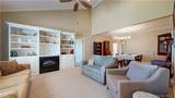 2122 Pickwick Drive - Photo 2
