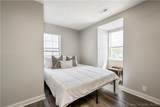 801 E 10th St - Photo 19