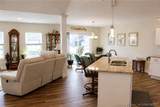 606 Kingsbury Court - Photo 8