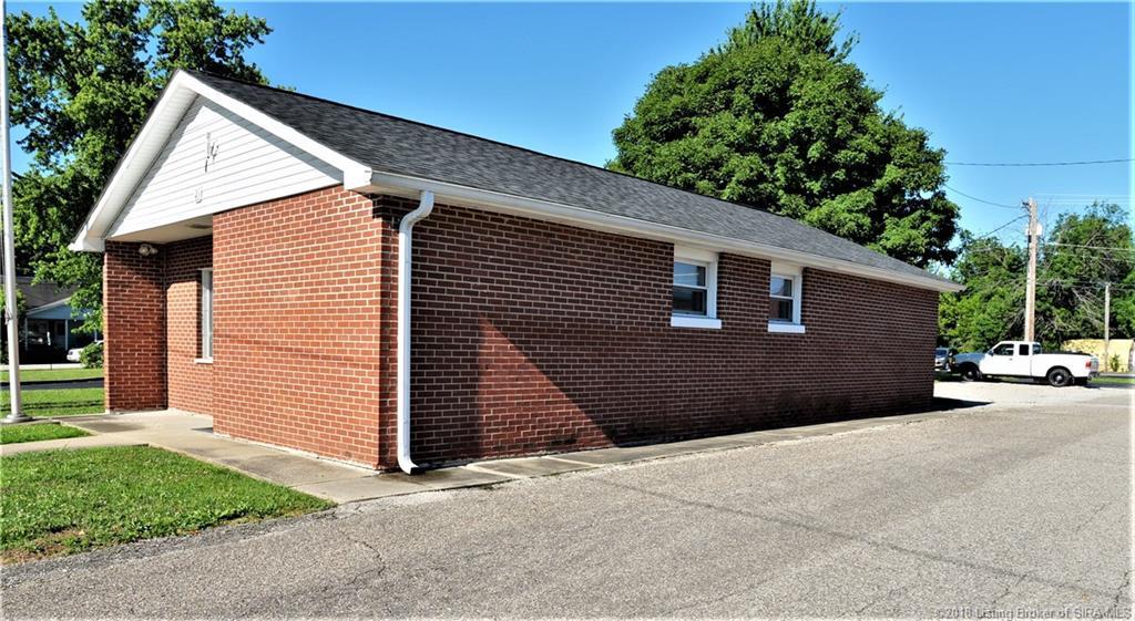 105 Front Street - Photo 1