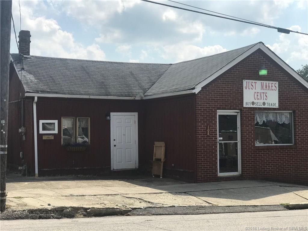 108 Poplar Street - Photo 1