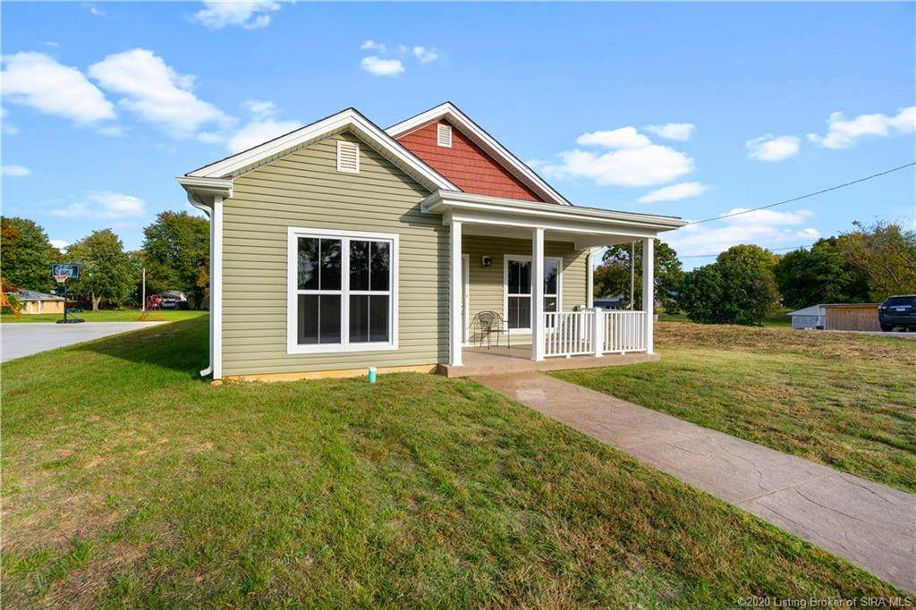 654 Lord Street - Photo 1