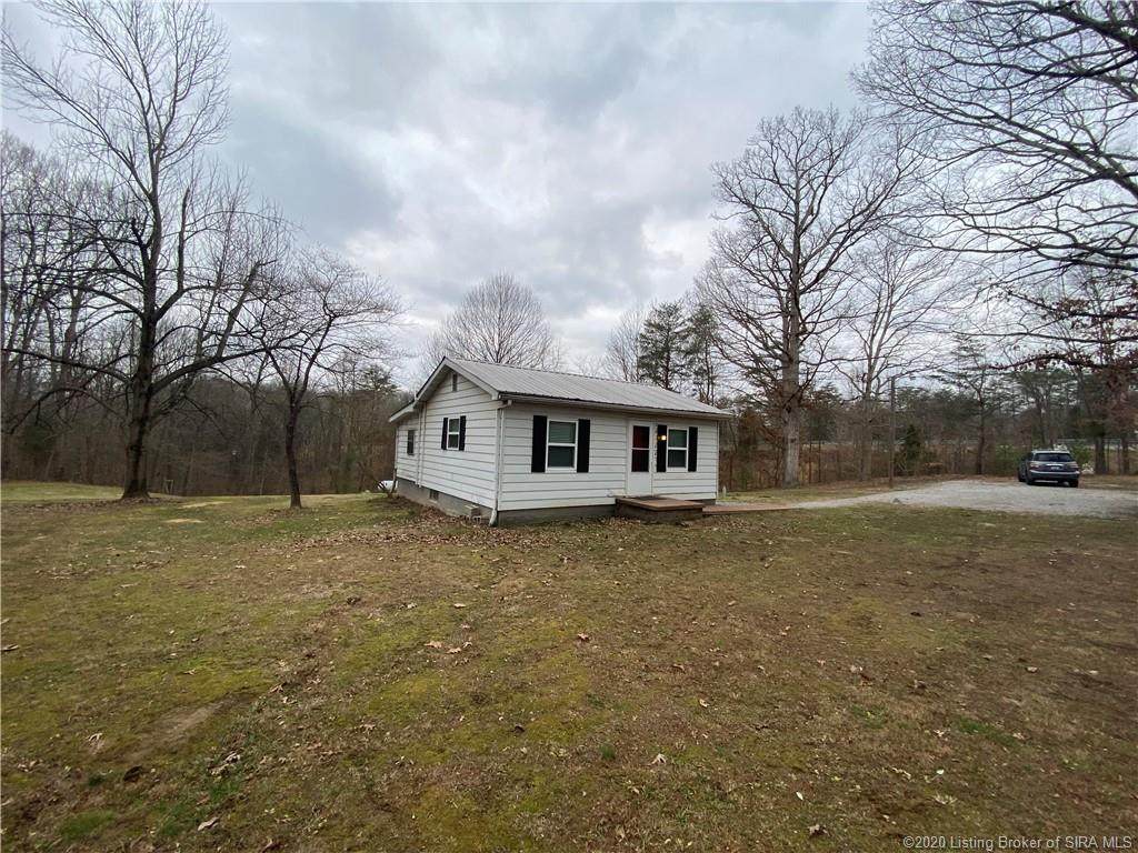10012 Brownstown Road - Photo 1