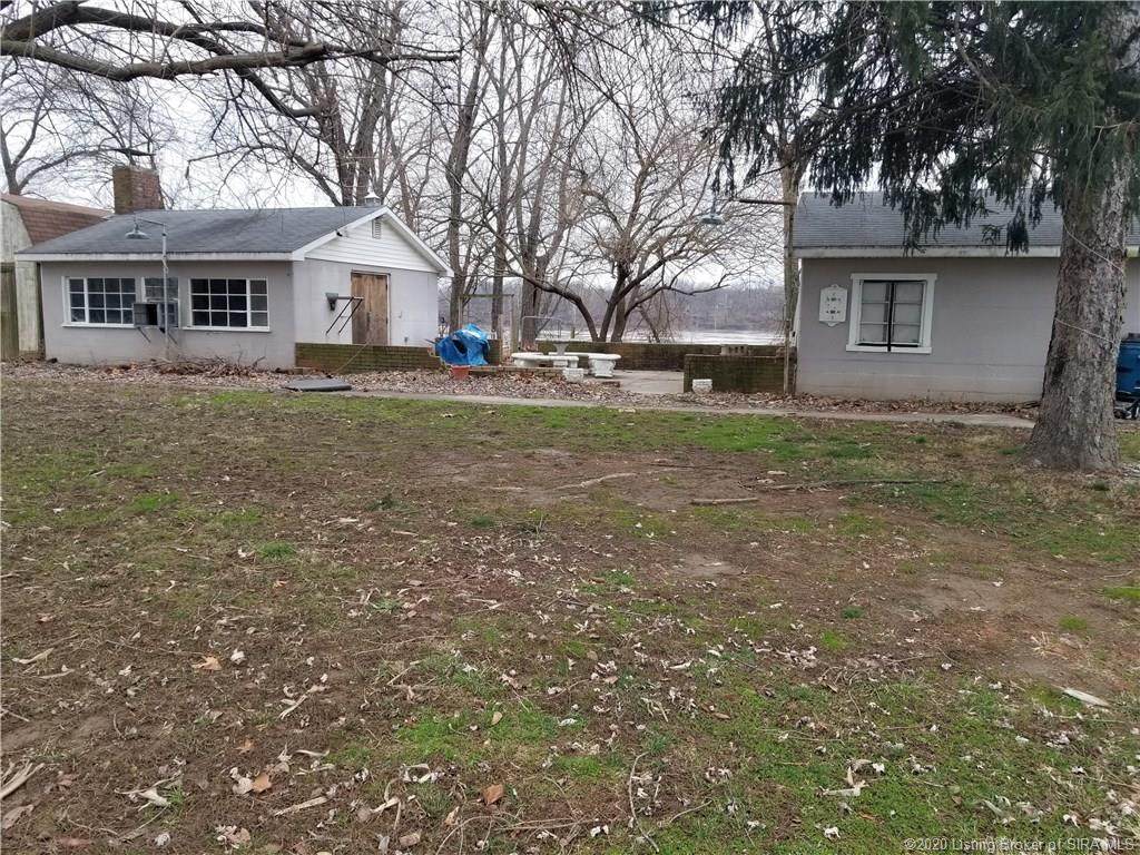 5556 Hwy 111 - Photo 1
