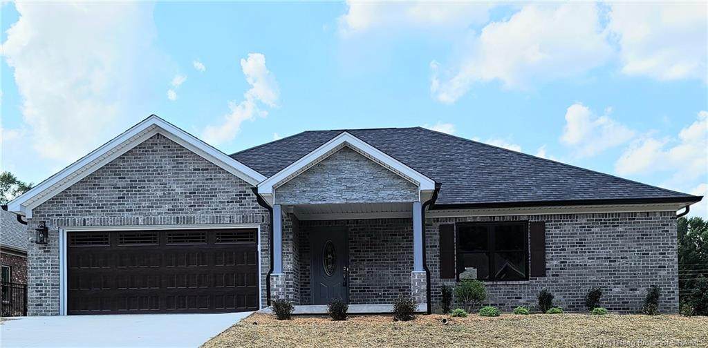 2601 Black Oak Circle - Photo 1