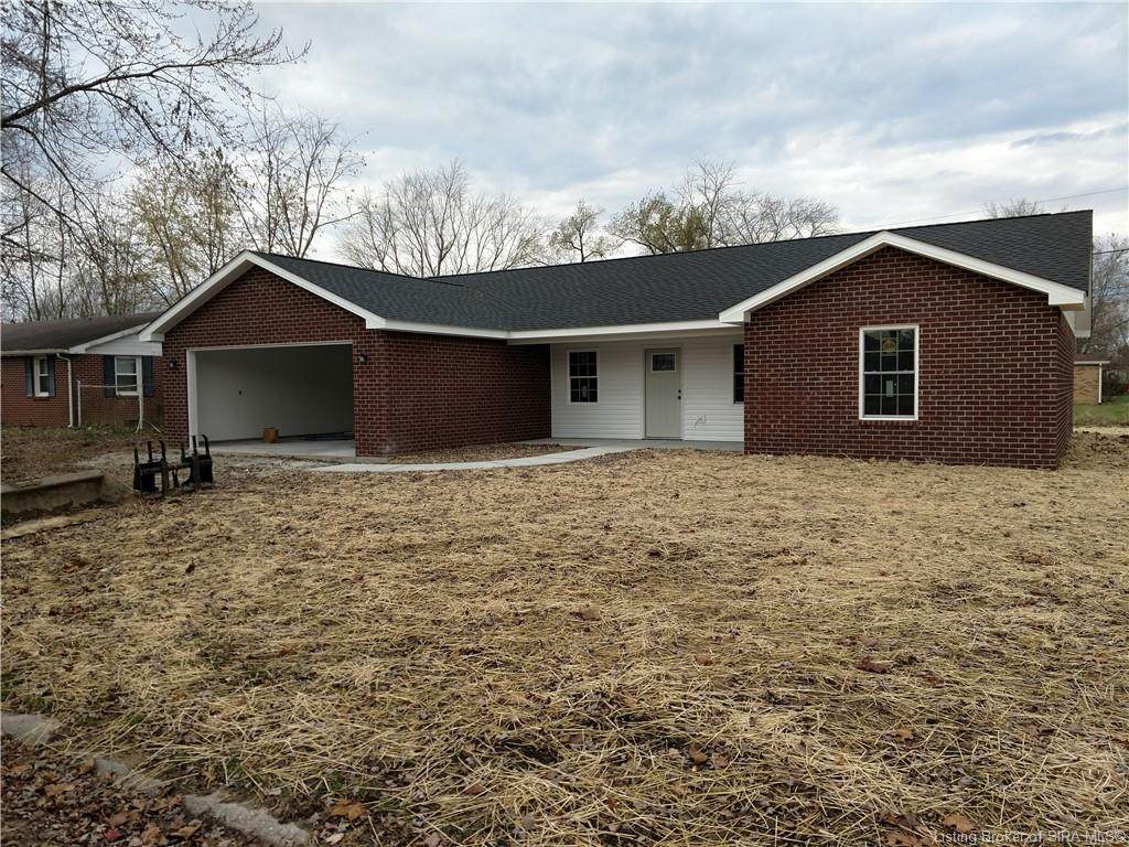 132 Maple Street - Photo 1