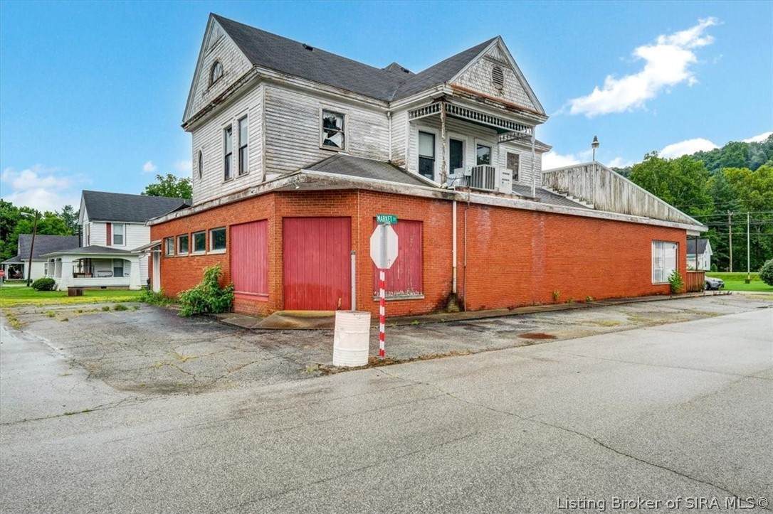 114 Market Street - Photo 1