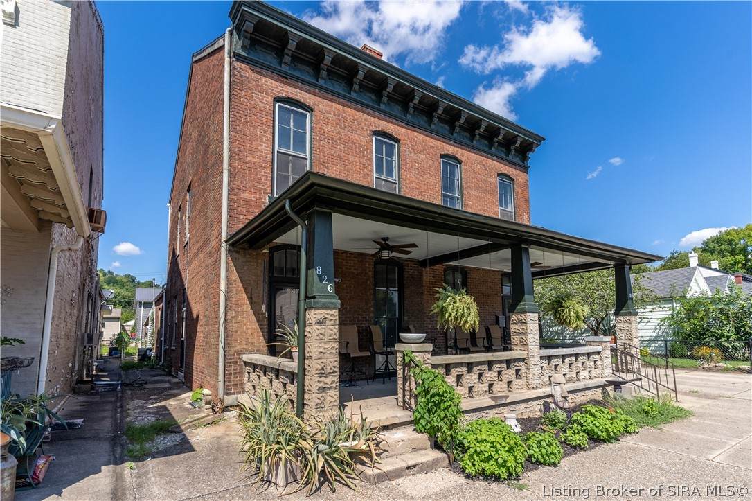 826 Main Street - Photo 1