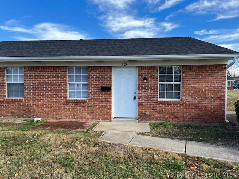 924 Colonial Park Drive - Photo 1