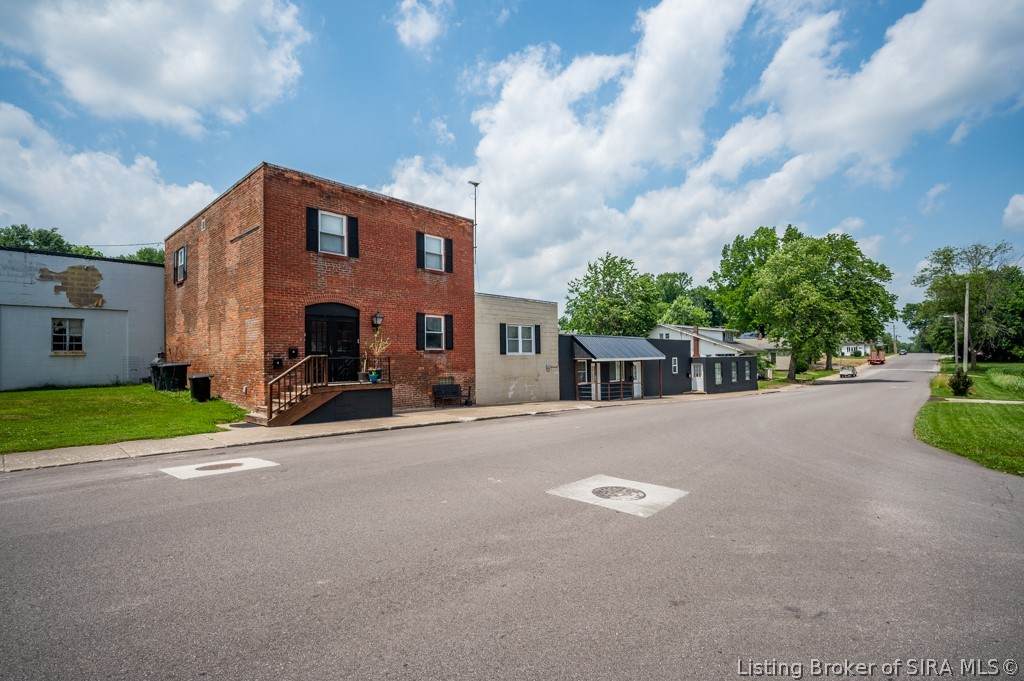 200 Main Street - Photo 1