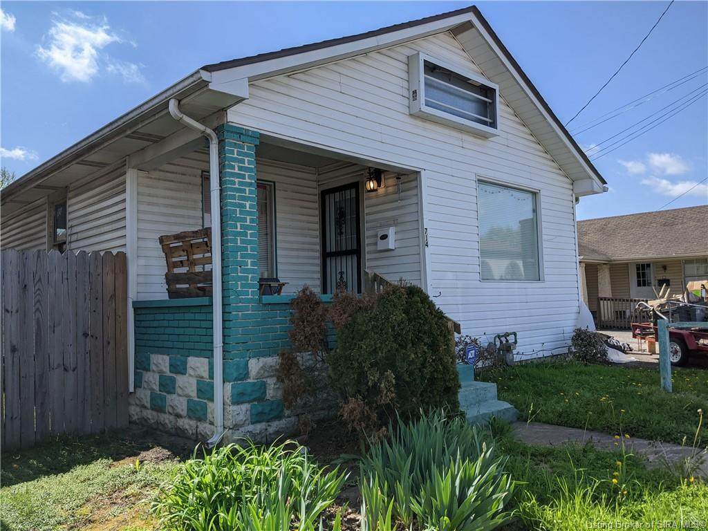 714 10th Street - Photo 1