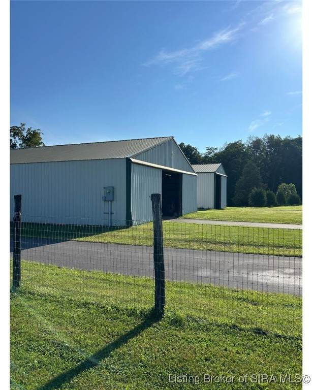 6011 Saluda Paynesville Road - Photo 1