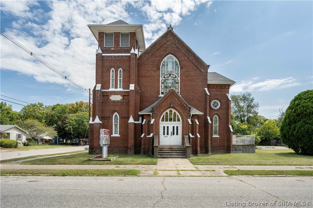 426 Maple Street - Photo 1