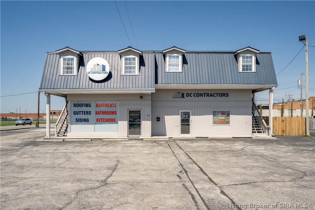 801 E 10th St - Photo 1