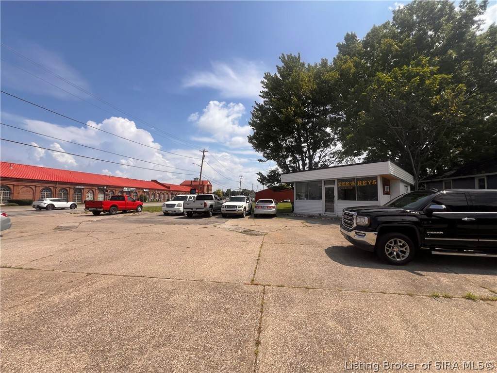 516 10th Street - Photo 1