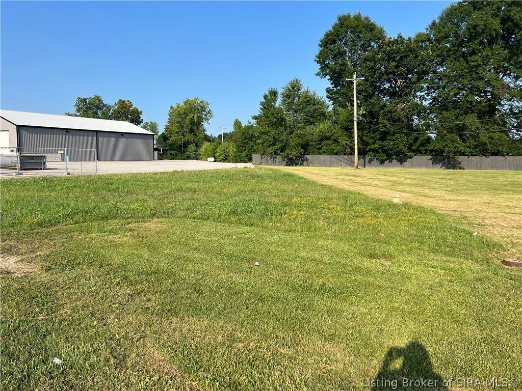 5927 Highway 31 - Photo 1