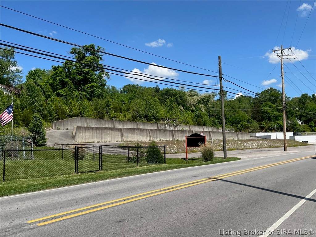 827 Chestnut Street - Photo 1