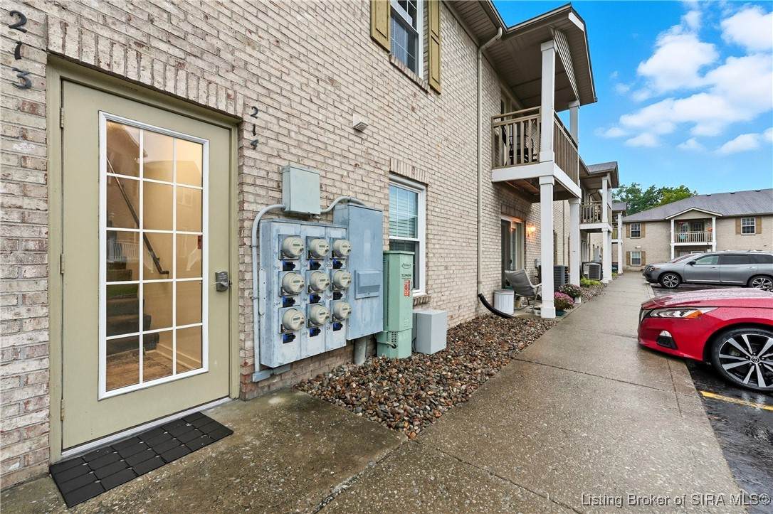 213 Colonial Club Drive - Photo 1