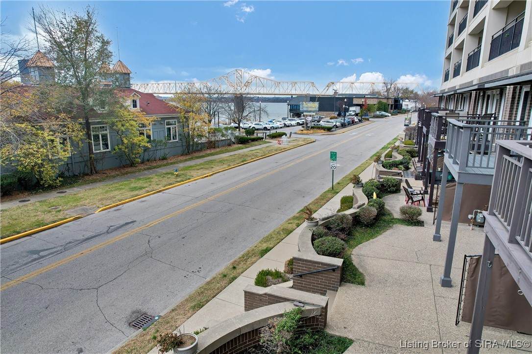 606 Riverside Drive - Photo 1