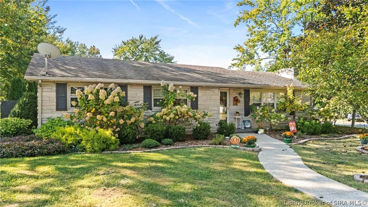 709 Montclair Street - Photo 1