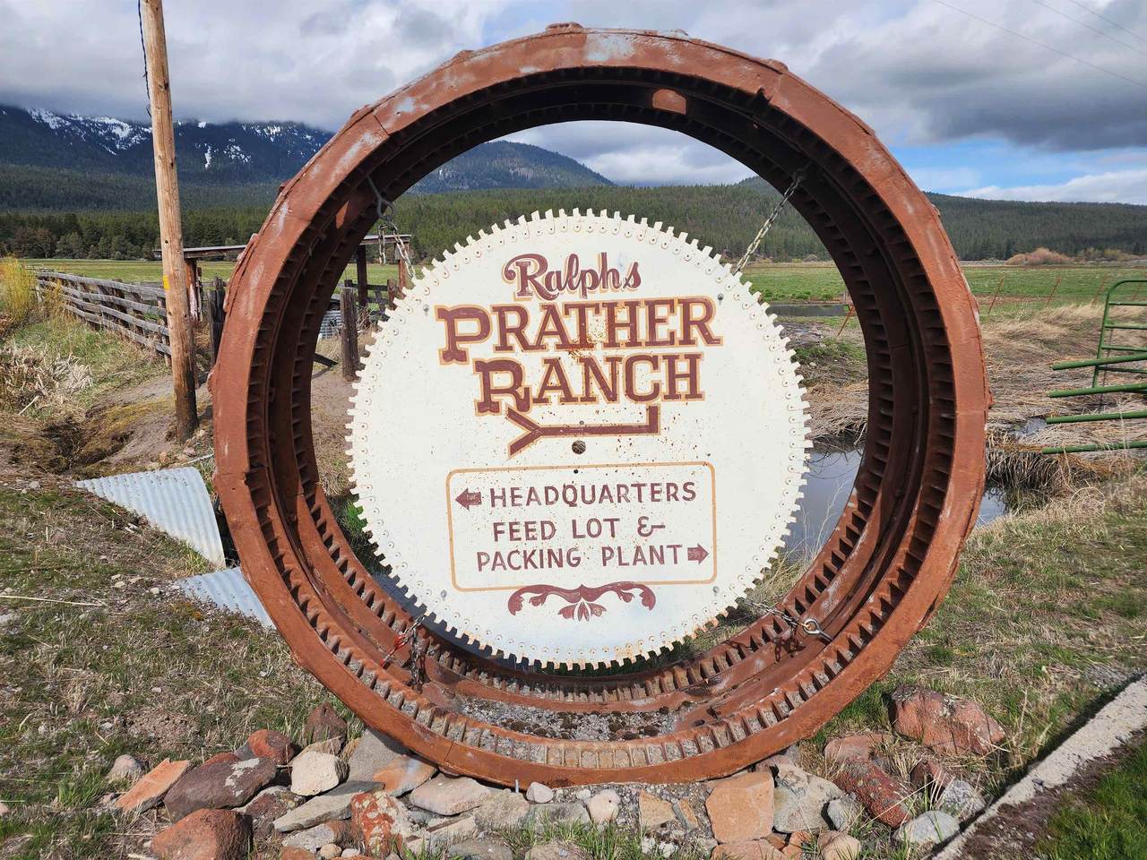 1827 Ball Mountain Little Shasta - Photo 1