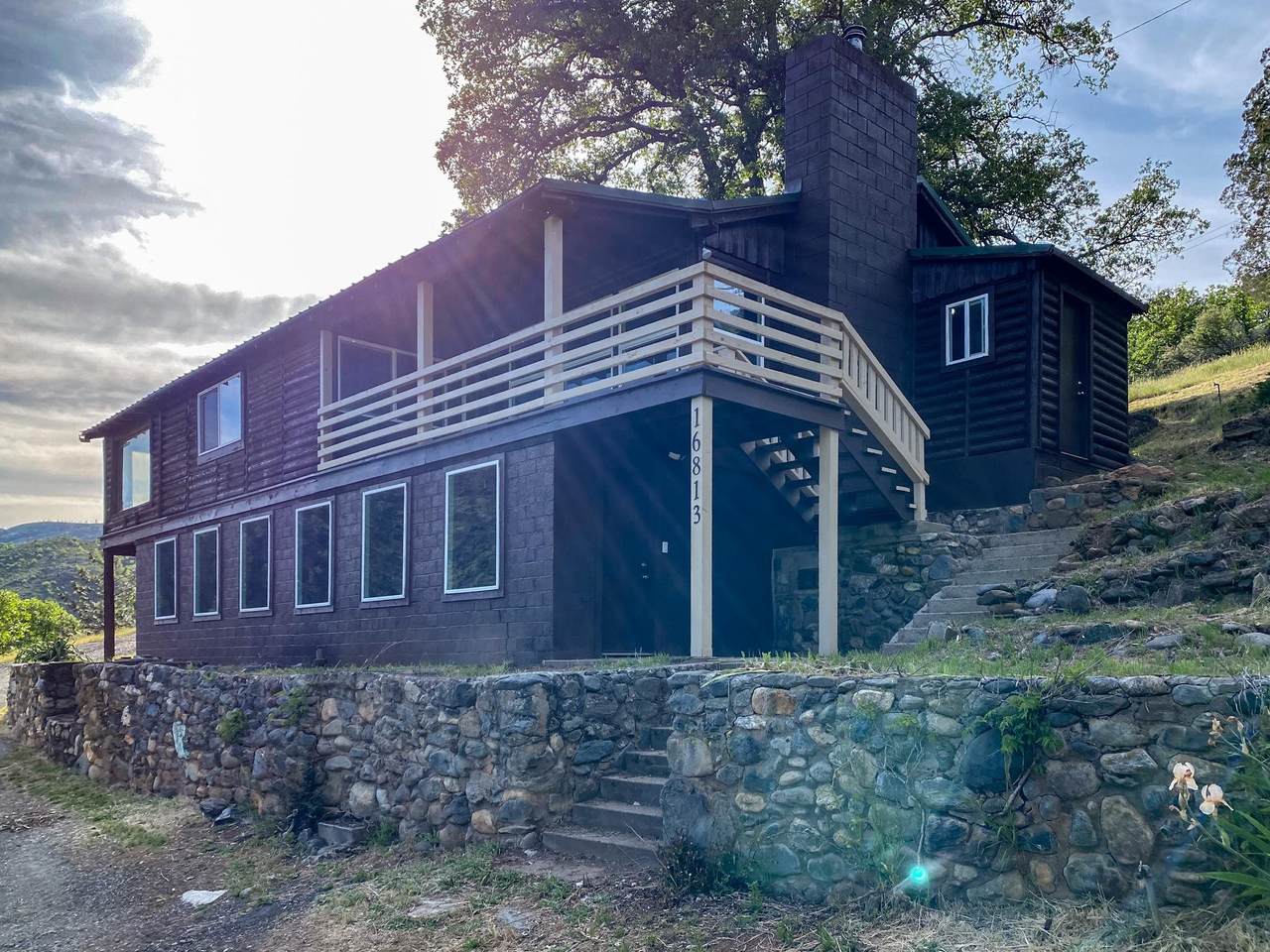 16813 State Hwy 96 - Photo 1