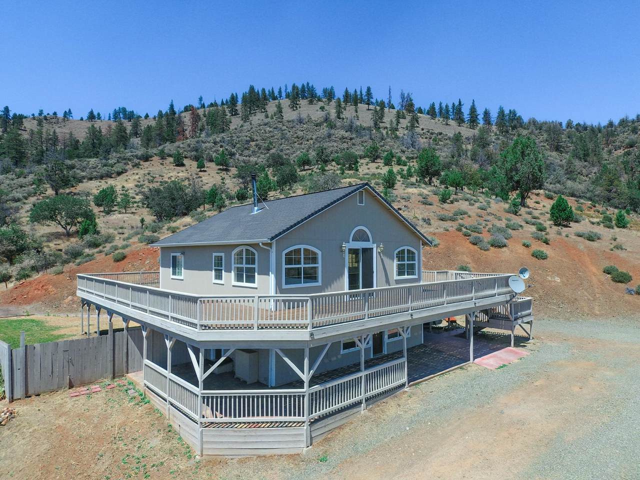 1515 Shasta View Heights - Photo 1