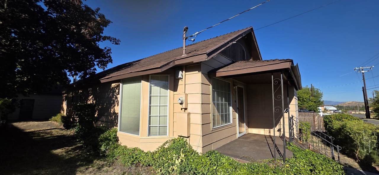 581 Shasta Avenue - Photo 1