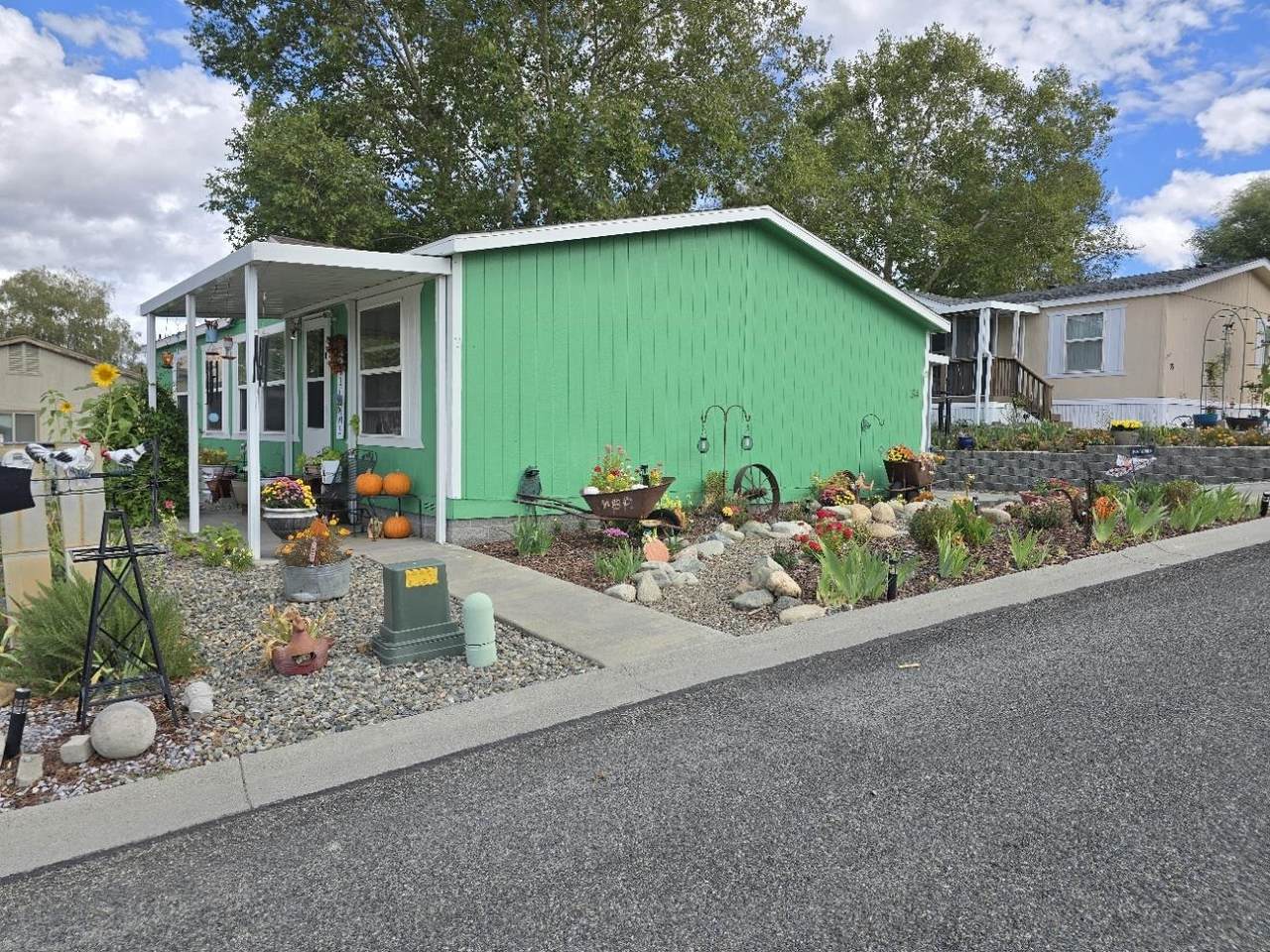 1010 Deer Creek #34 - Photo 1