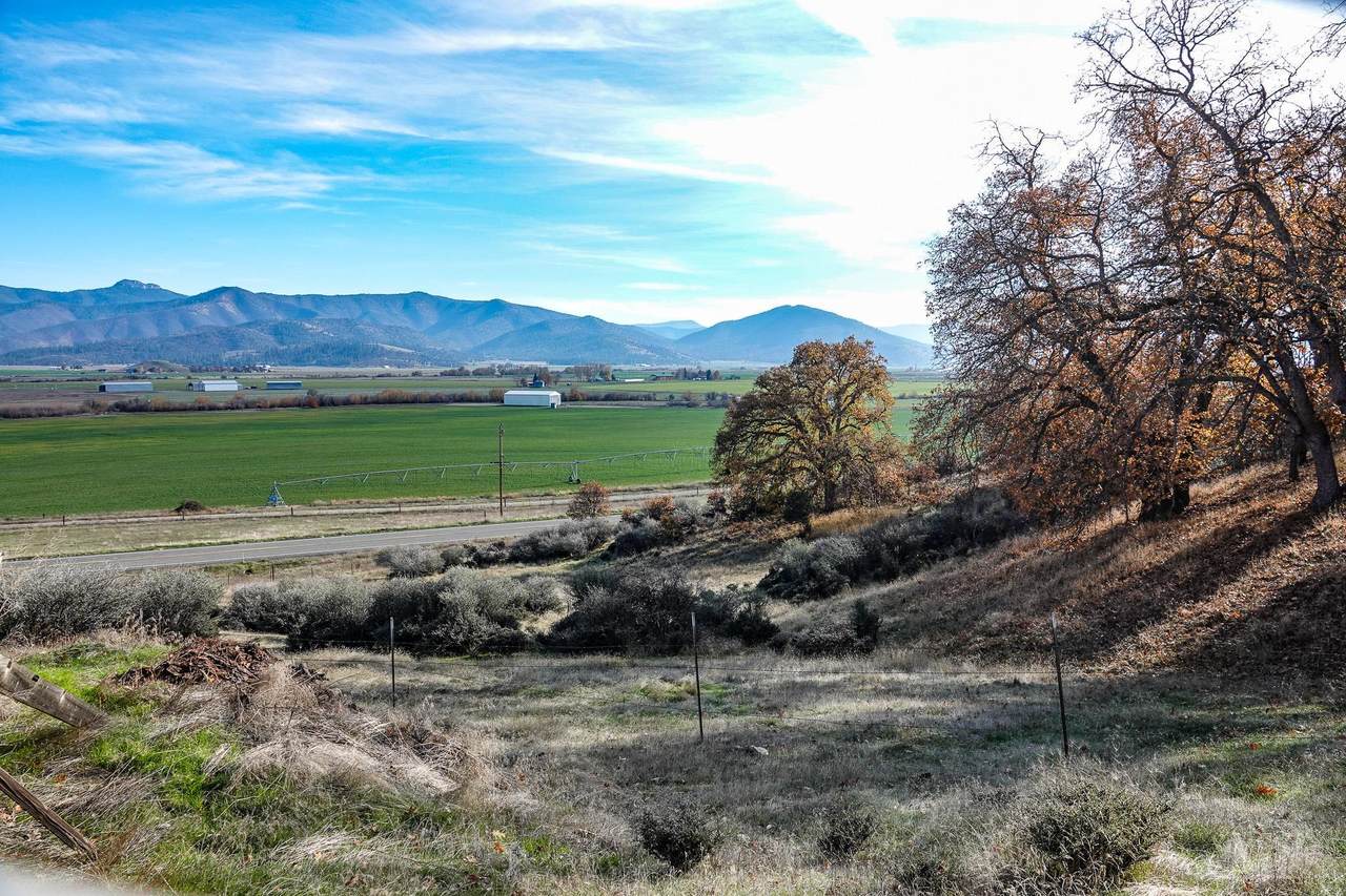https://bt-photos.global.ssl.fastly.net/siskiyou/1280_boomver_1_20251262-2.jpg