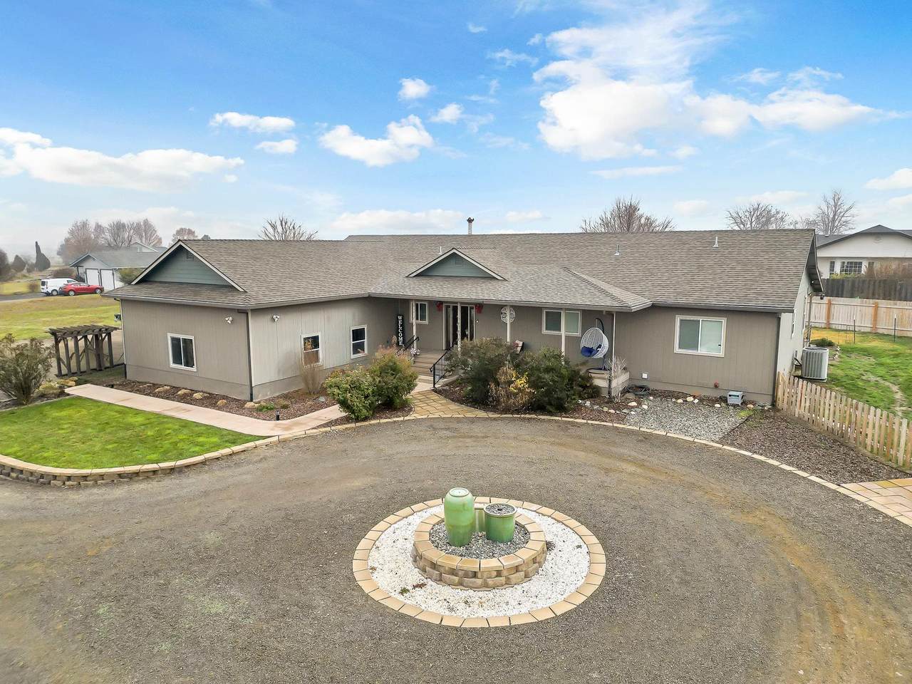 2622 Watson Ct - Photo 1