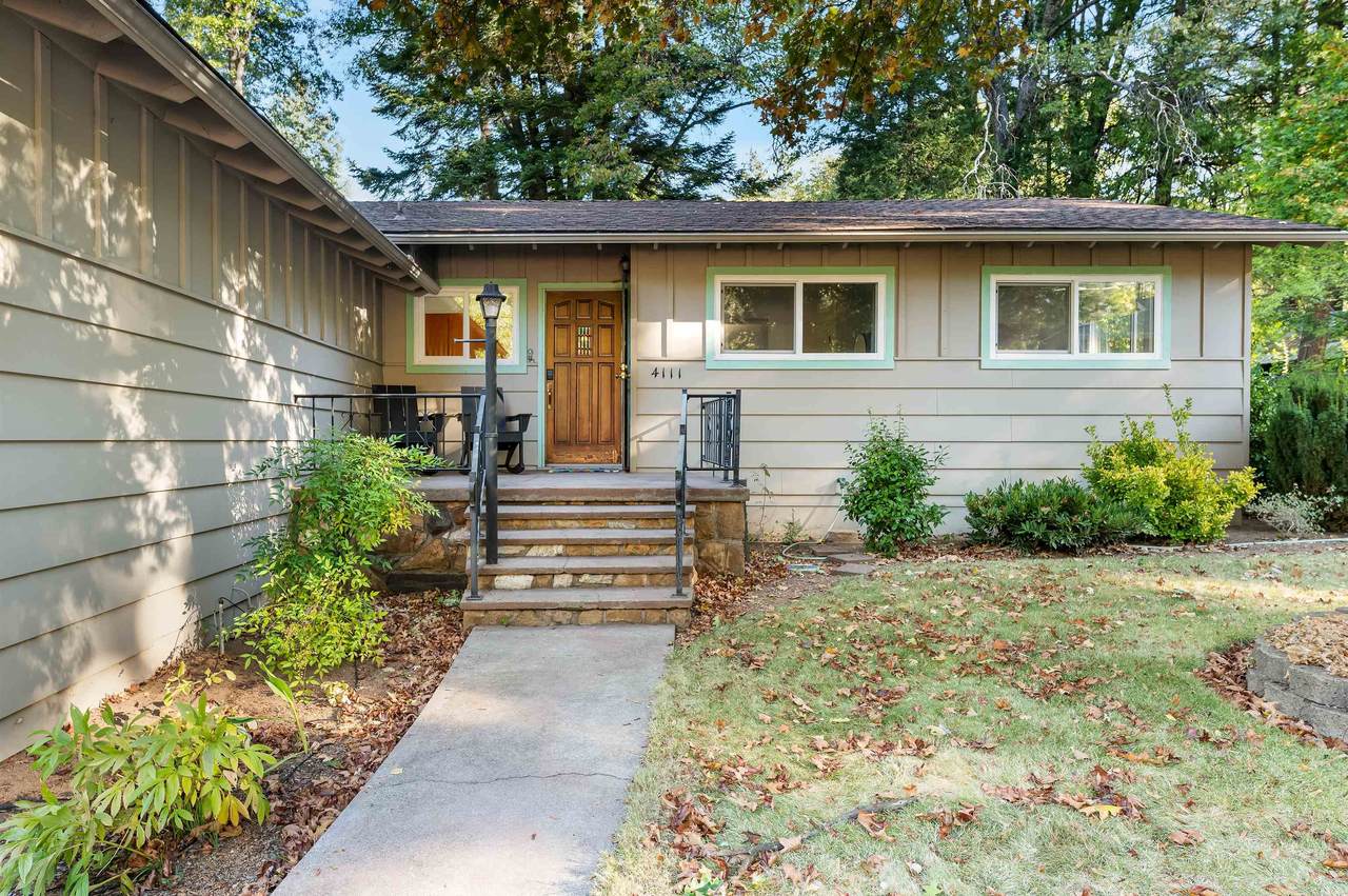 4111 Alpine St - Photo 1