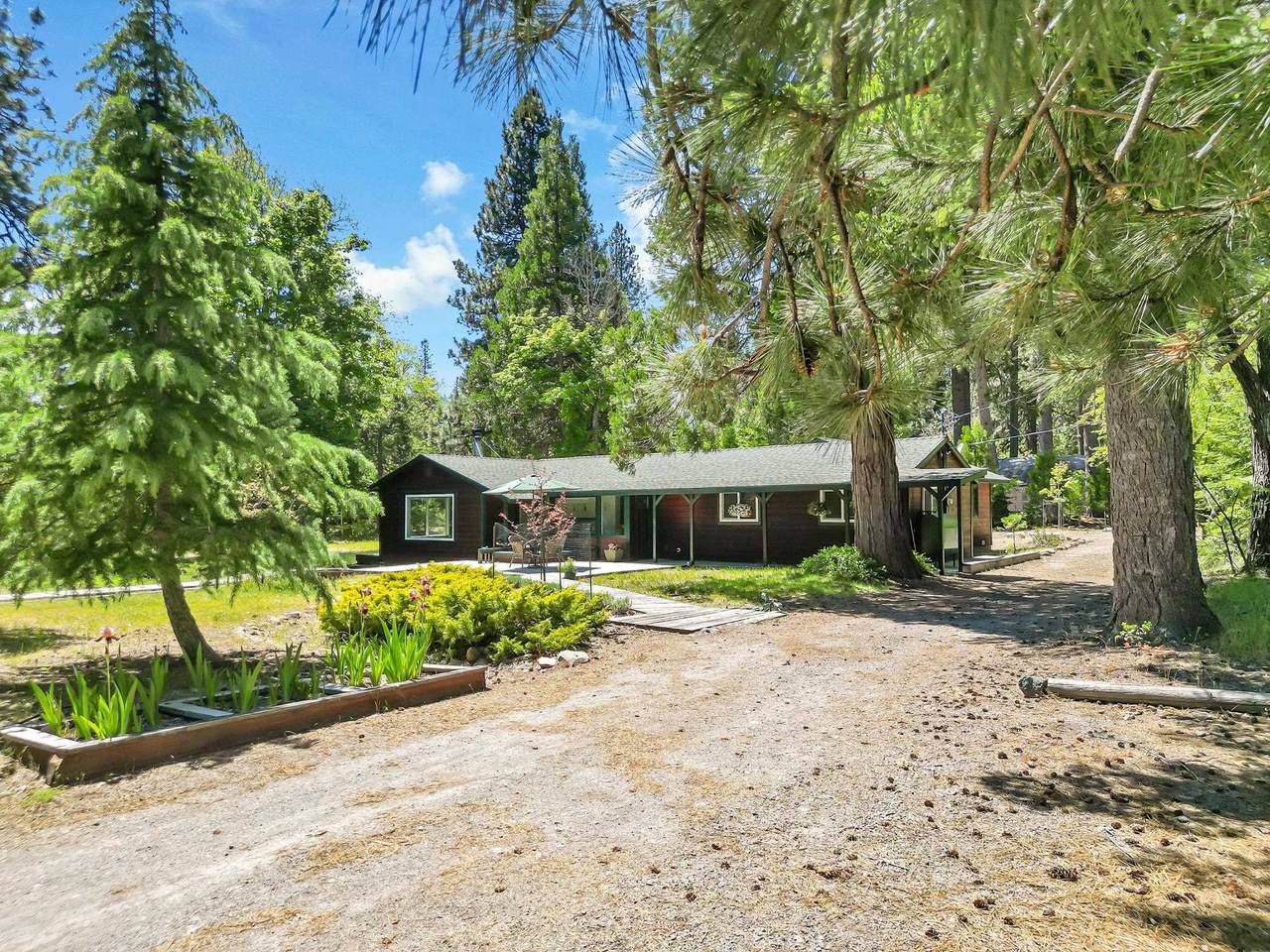1531 Highland Drive - Photo 1
