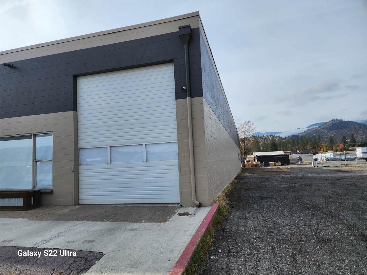 1413 Main St - Photo 1