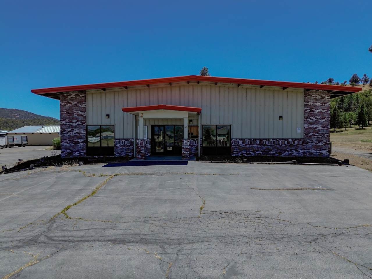 321 Payne Lane - Photo 1