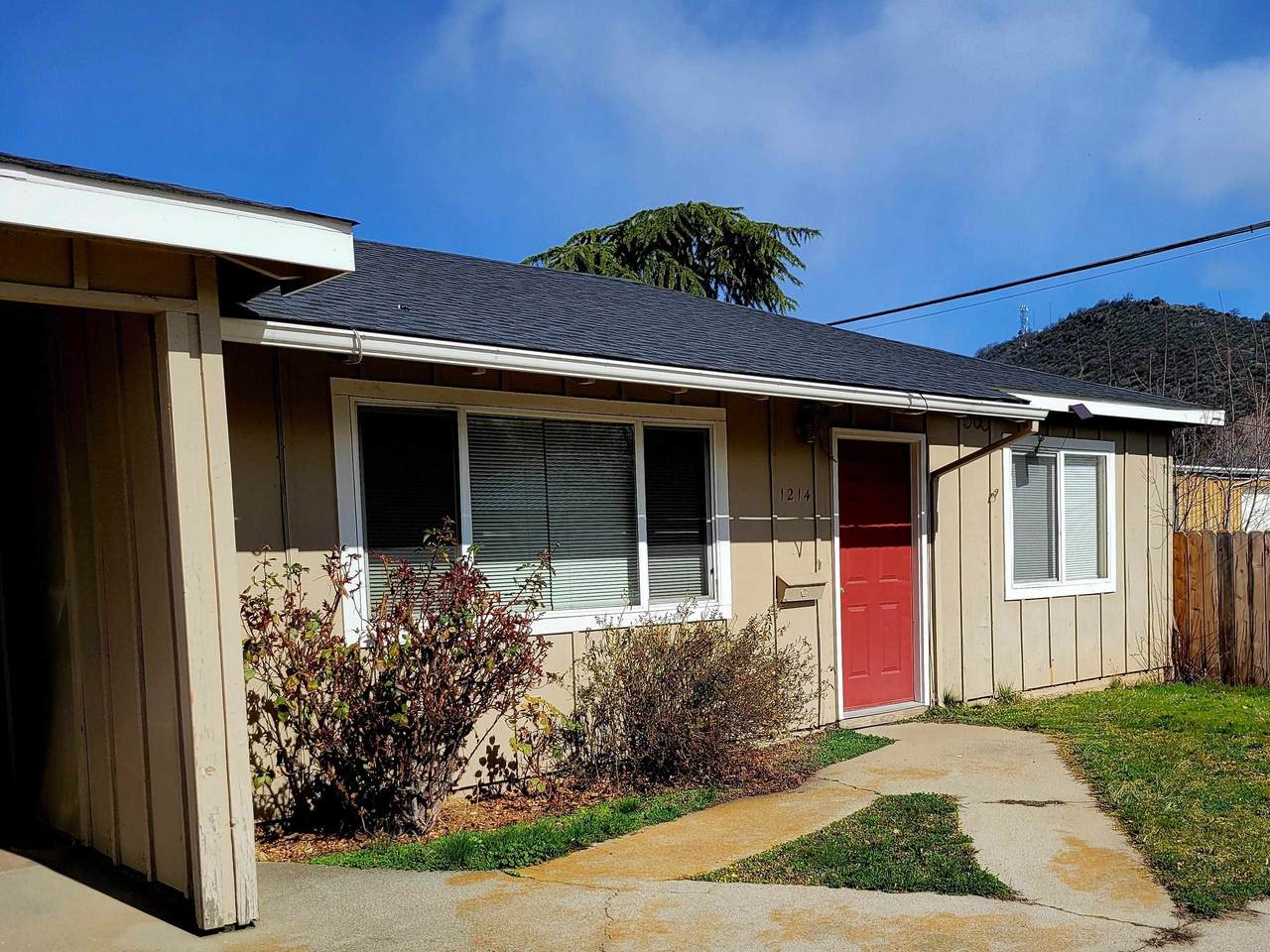 1212 Oregon Street - Photo 1