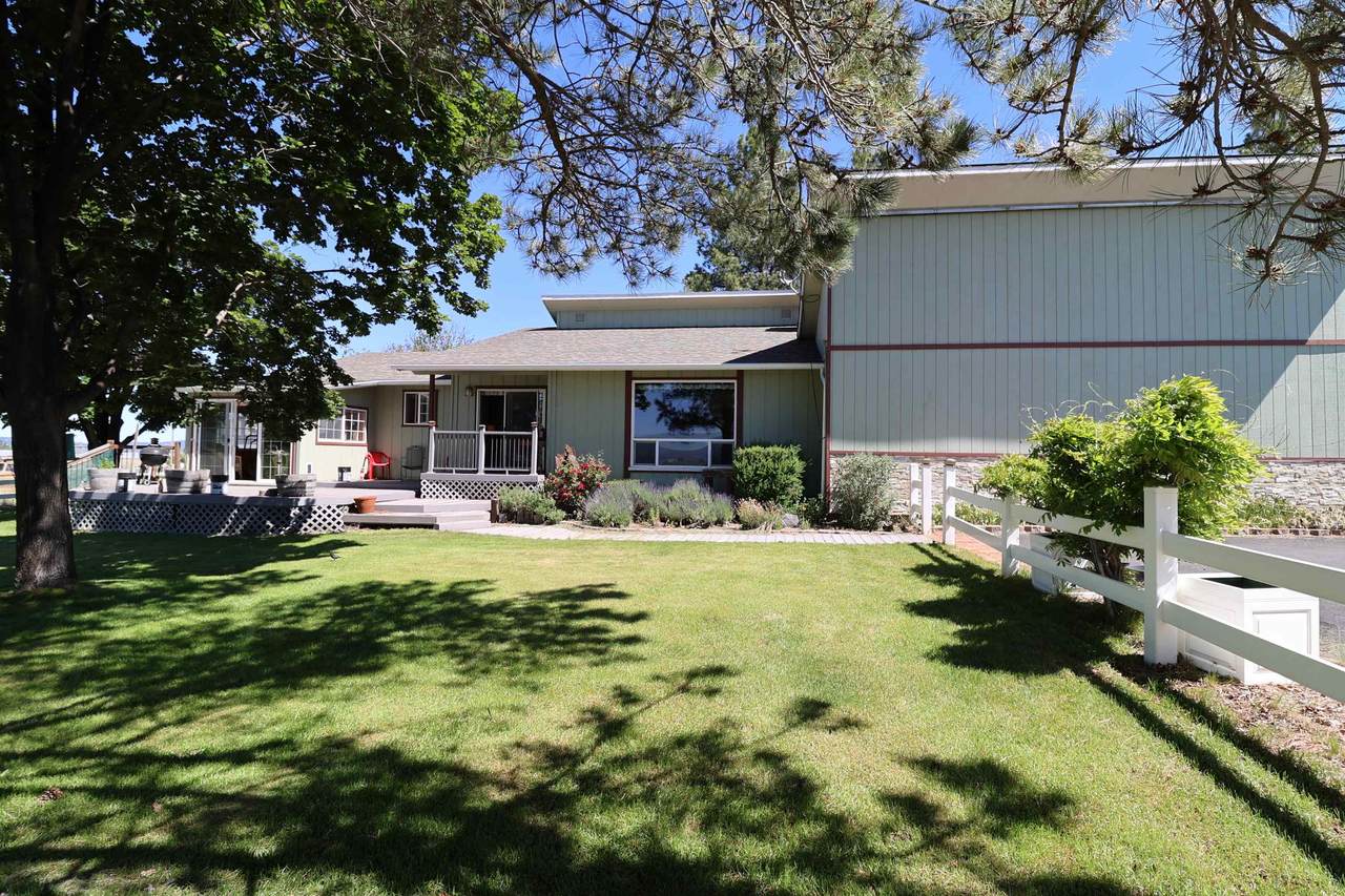 12338 Mt Rainier St - Photo 1