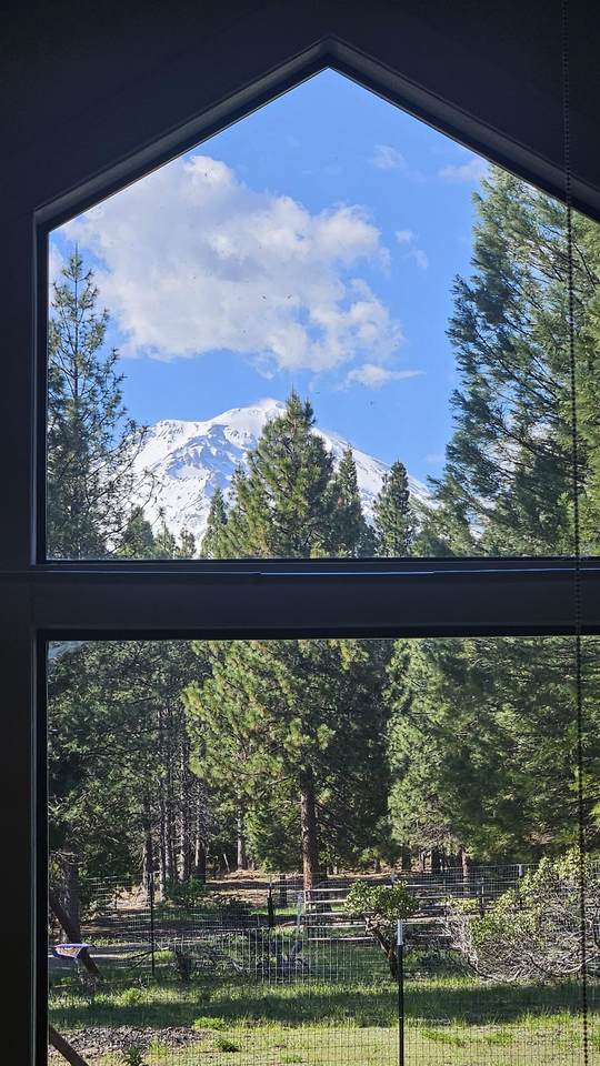 https://bt-photos.global.ssl.fastly.net/siskiyou/1280_boomver_2_20260418-2.jpg