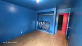 5701 Castle Ave - Photo 10