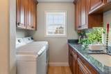 1127 Discovery St - Photo 18