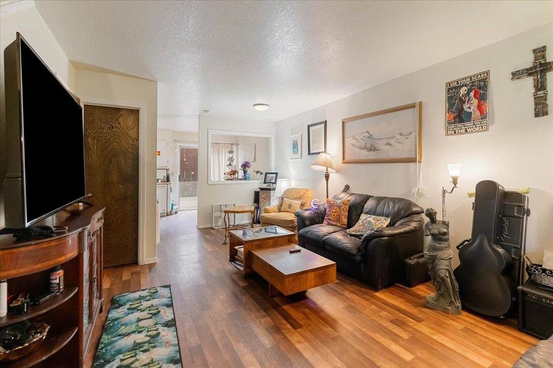 817 Caroline Ave B - Photo 1