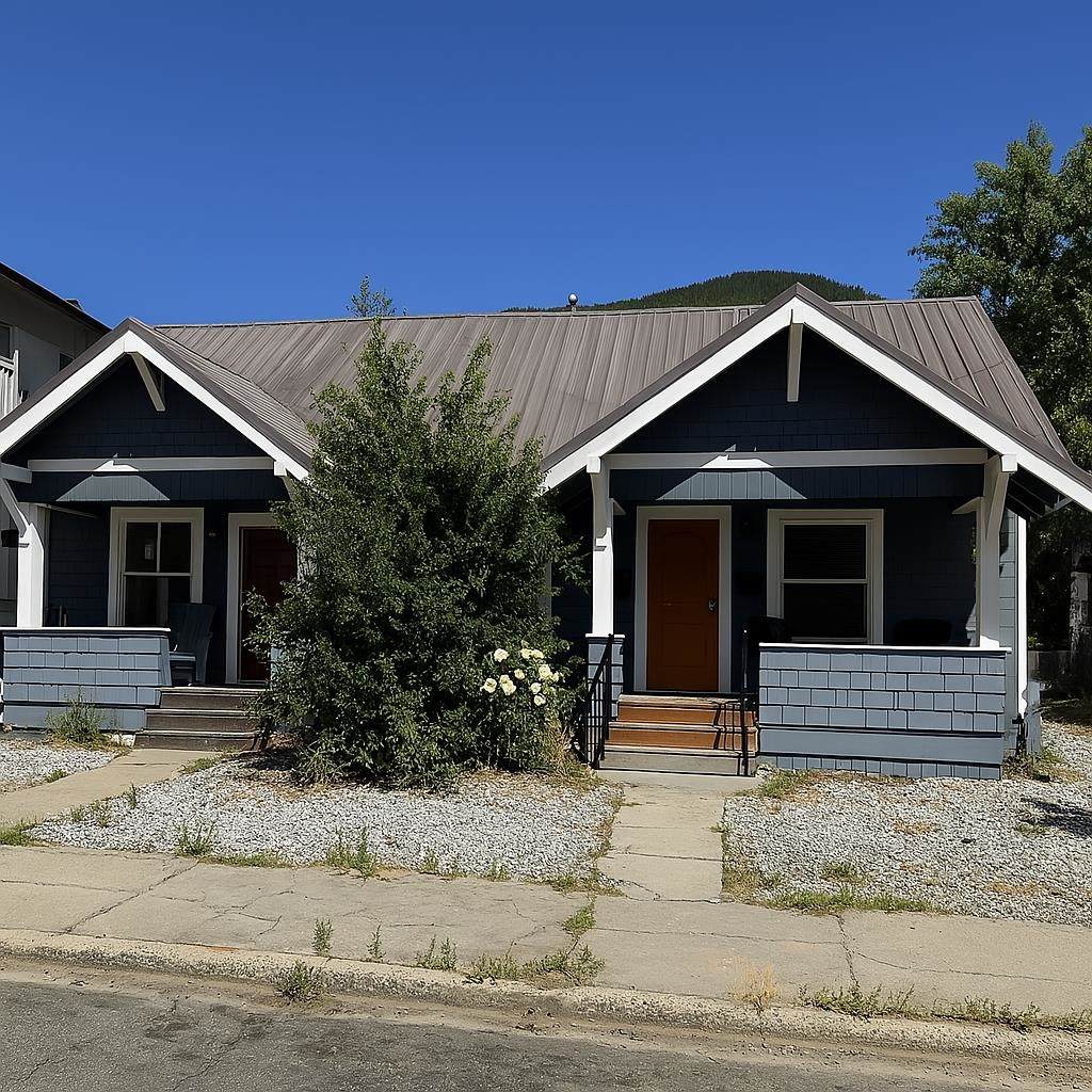 5702 / 5704 Shasta Avenue - Photo 1