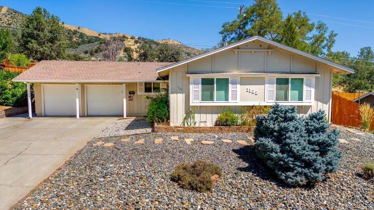 1122 Northridge Dr - Photo 1