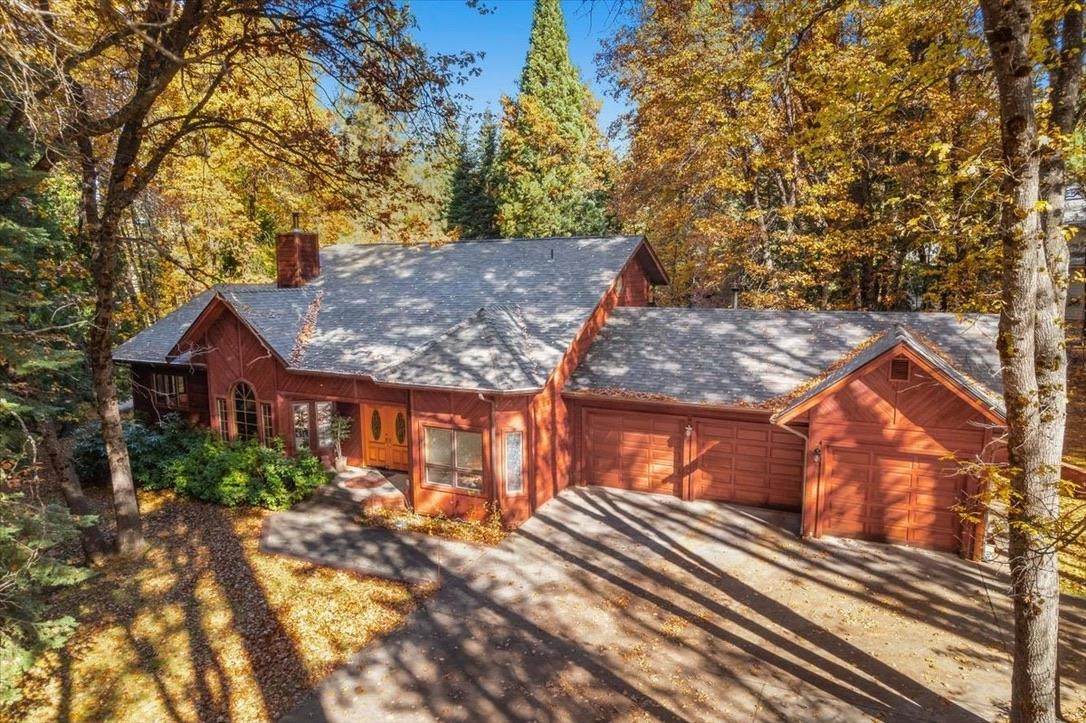 307 Adams Dr - Photo 1