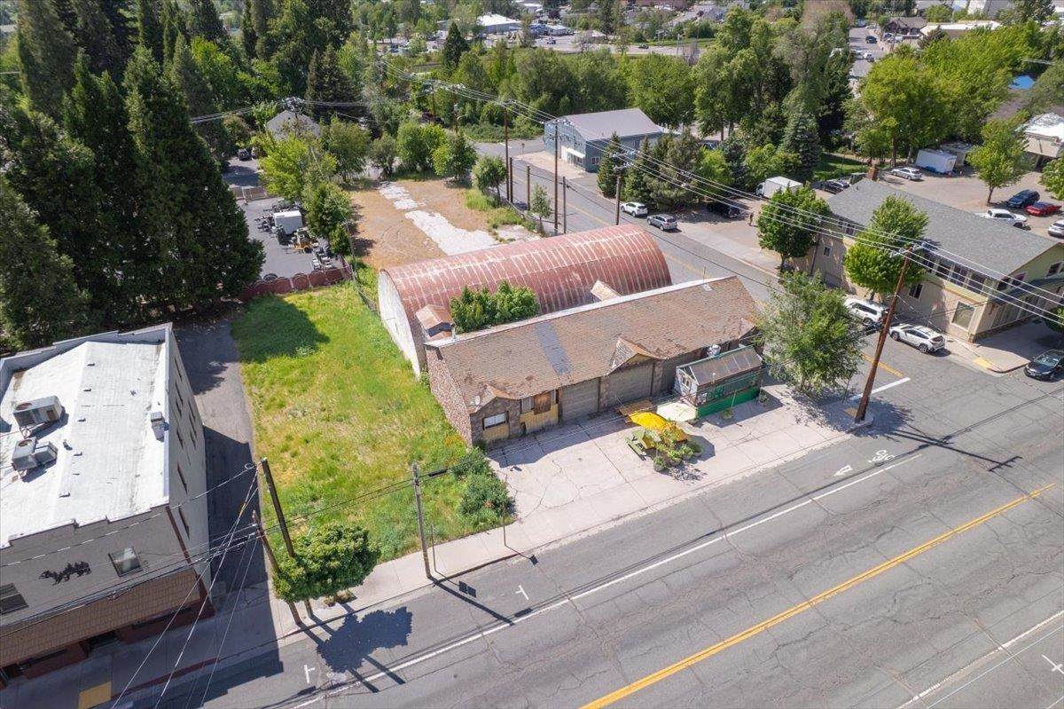 401 + 403 S Mount Shasta Blvd - Photo 1