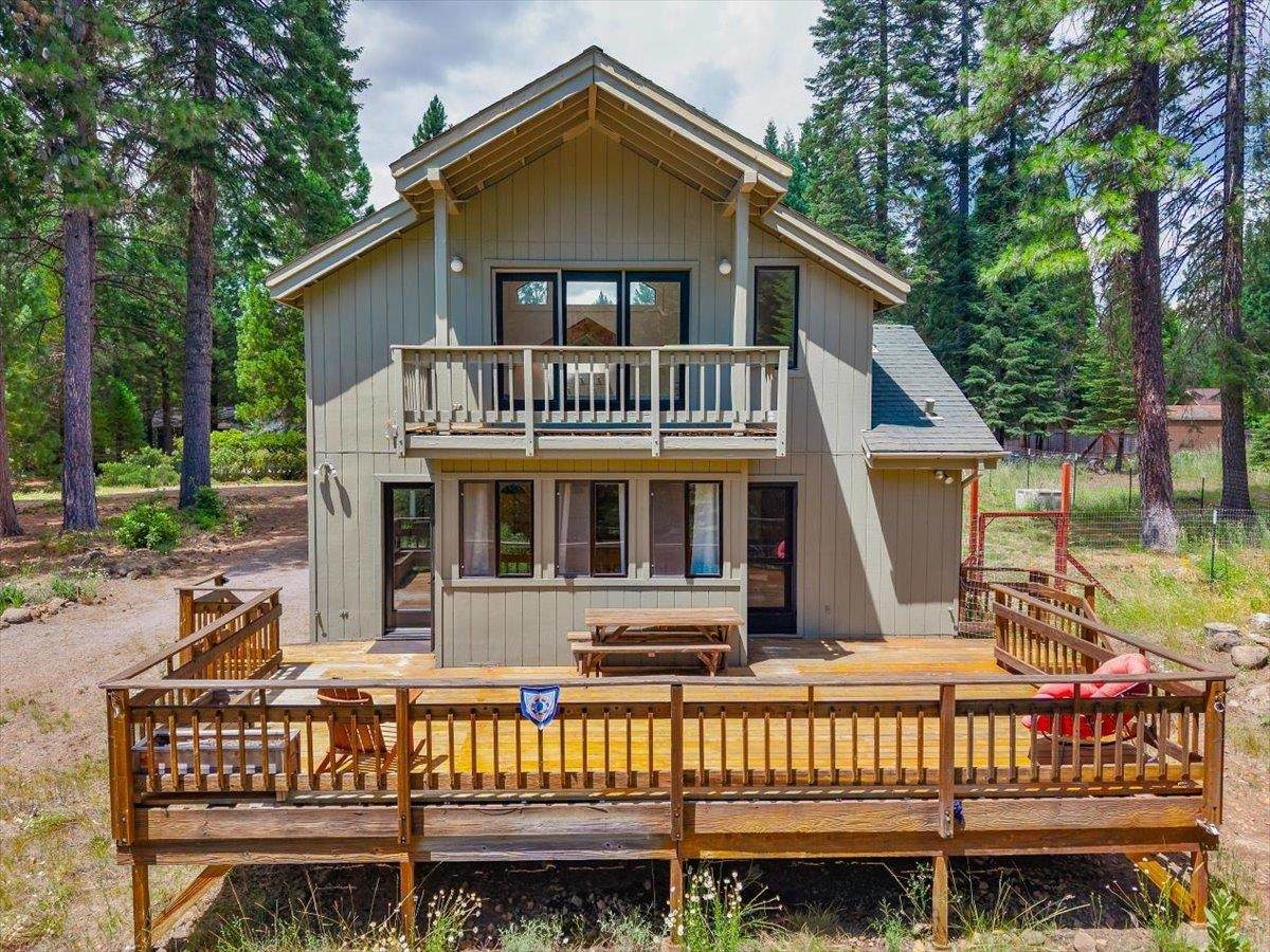 532 Shasta Pines Drive - Photo 1