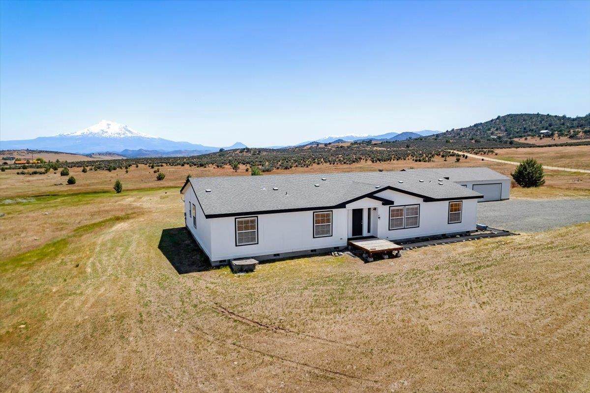 7441 Bowen Centers Rd - Photo 1