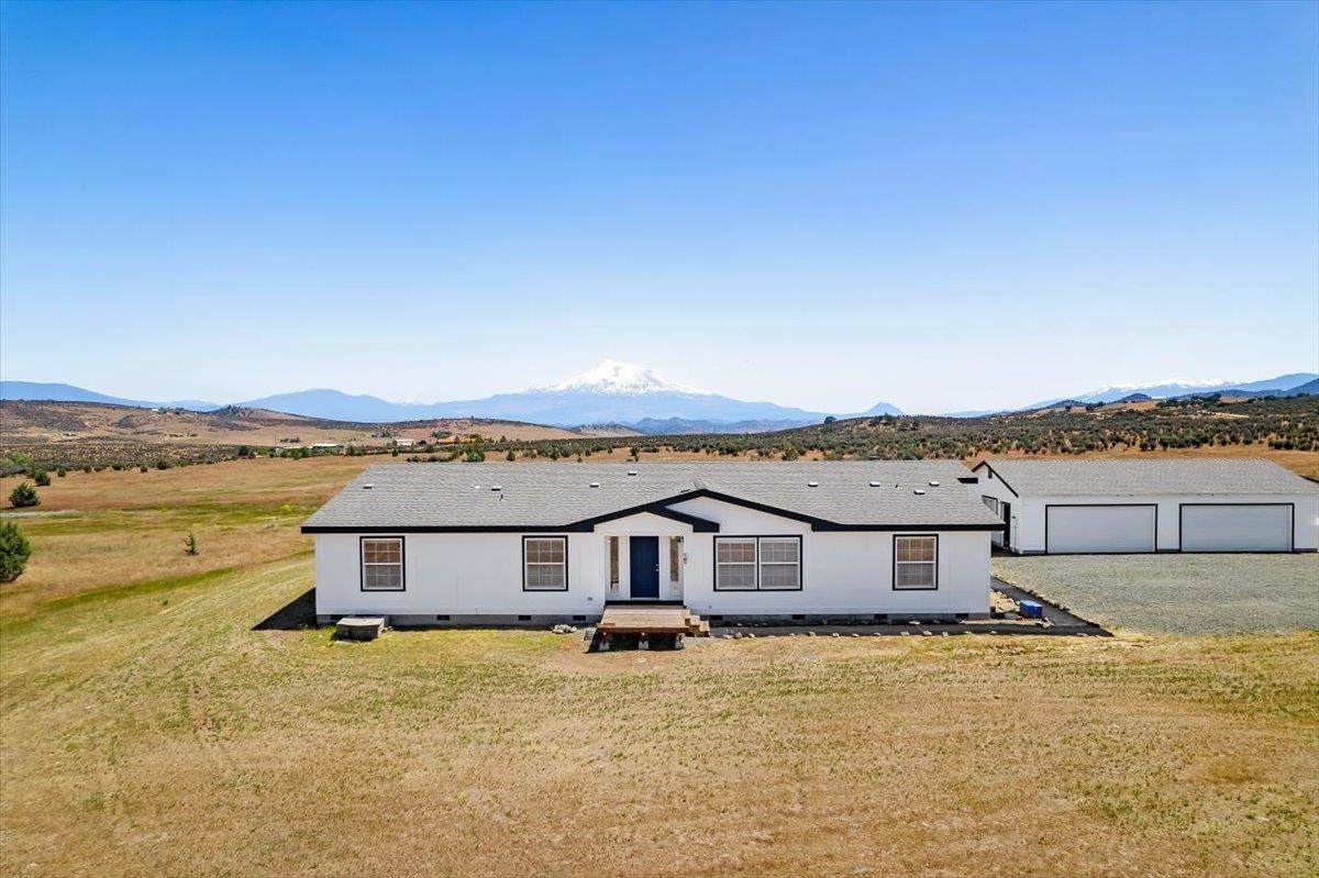 7441 Bowen Centers Rd - Photo 1