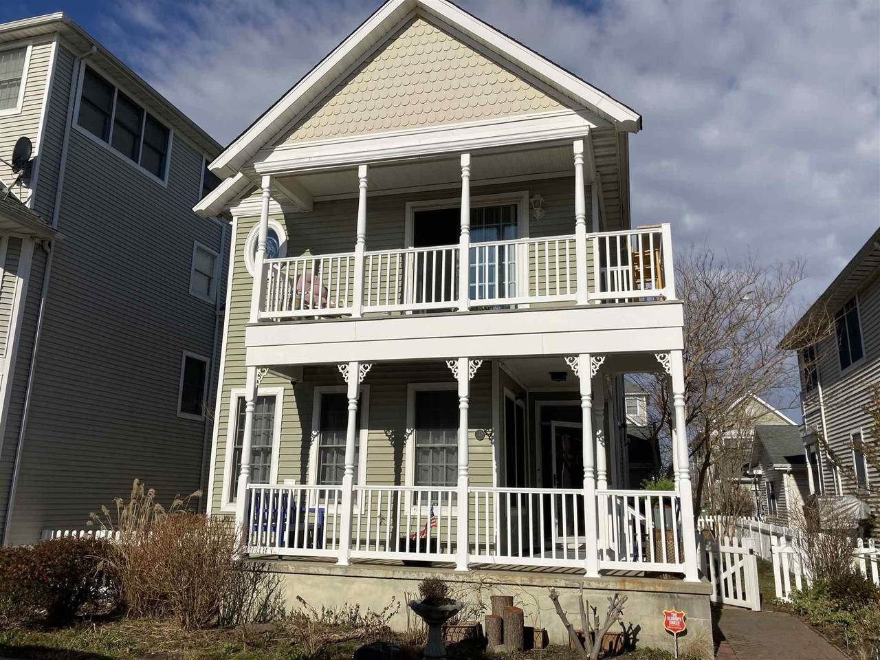 105 Liberty - Photo 1