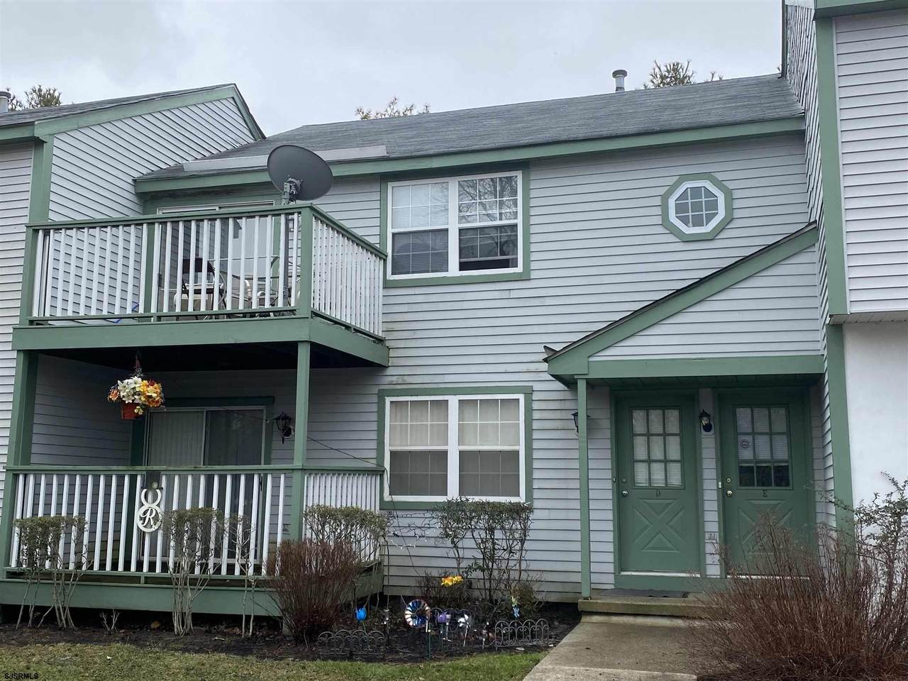 23 Oyster Bay - Photo 1